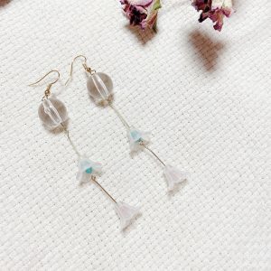 クリアフラワーピアス