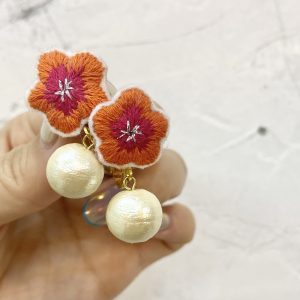 chisatoのお花earrings